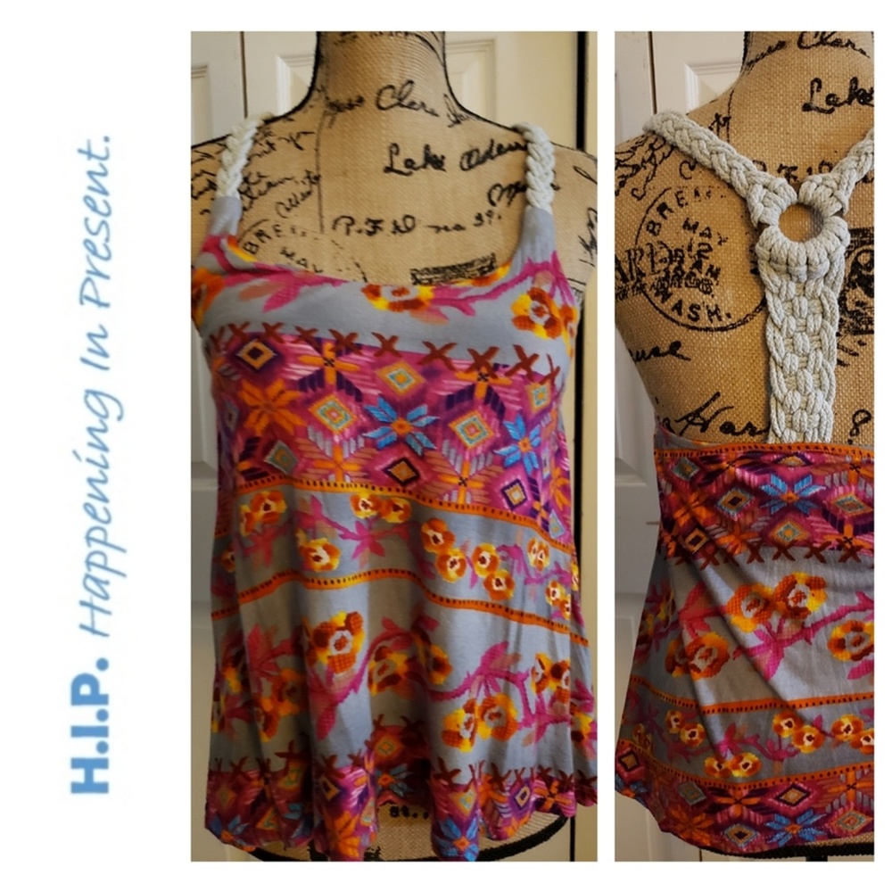 H.I.P. Happening in Present,  Colorful Top, M